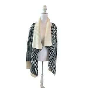 Women’s Apt.9 Cardigan Size Large Black White Textured Wool Stitch Flyaway Front